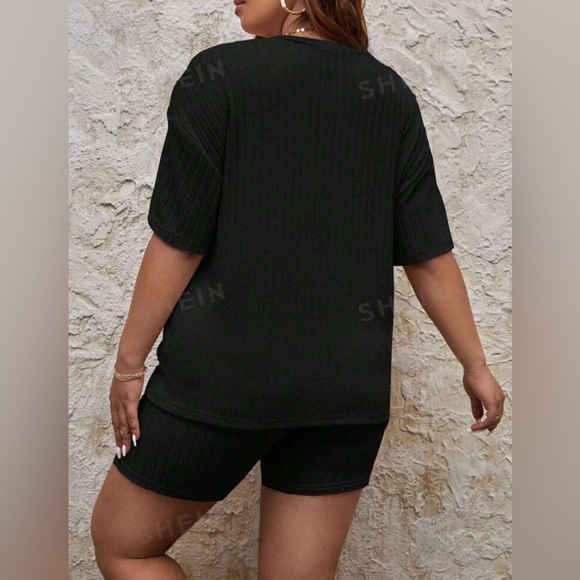 NWOT Acelitt Casual Loose Solid Color Ribbed Round Neck Top and Shorts - Picture 3 of 4